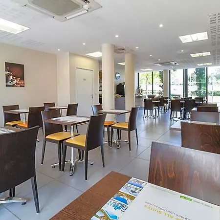 公寓式酒店 - - Zenith 波城