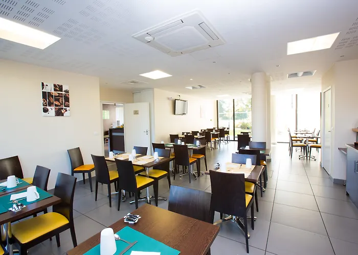 – Zénith Aparthotel