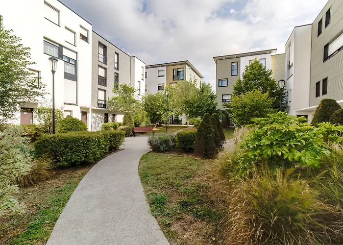 Aparthotel – Zénith Pau