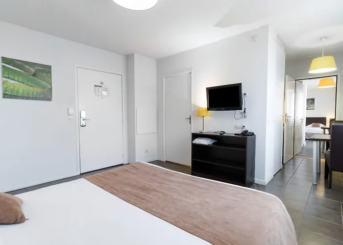 Aparthotel – Zénith Pau